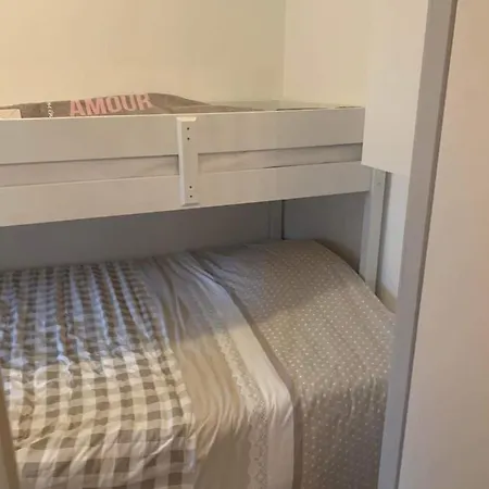 Διαμέρισμα Chez L&l *